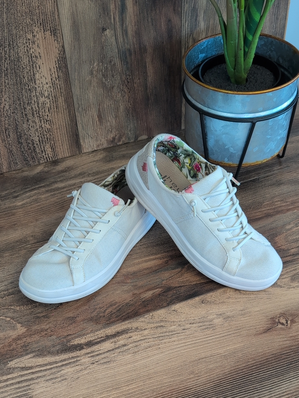 Hey Dude Karina Lace-Up Canvas Sneakers with Floral Lining 7    W361